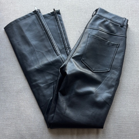 Workshop high rise Wide leg zipper opening black faux leather pants size small - Picture 10 of 10